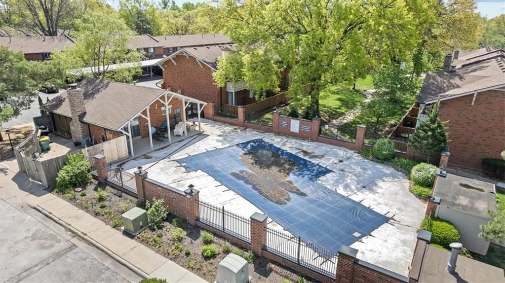 9685 Outlook Street — photo 30