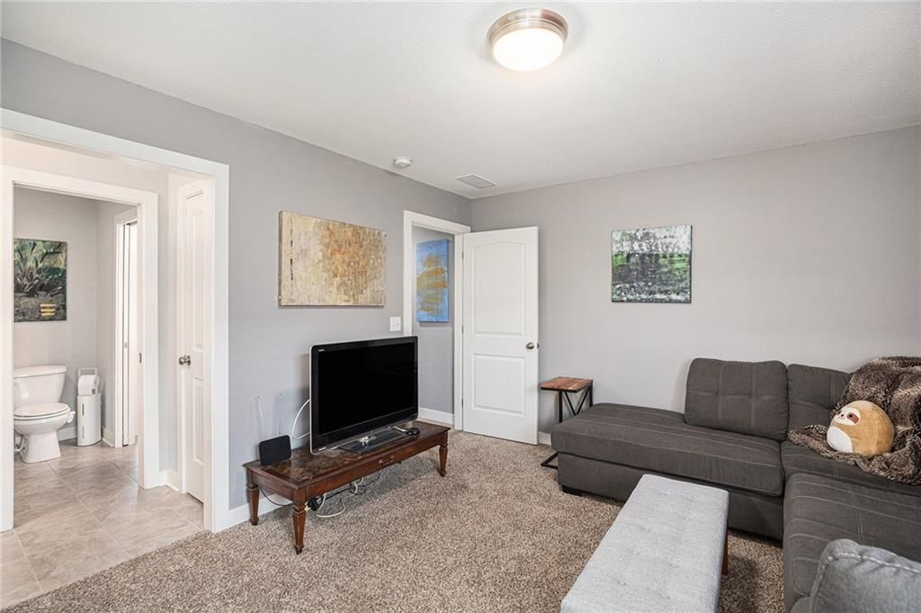 406 E 31st Avenue — photo 21