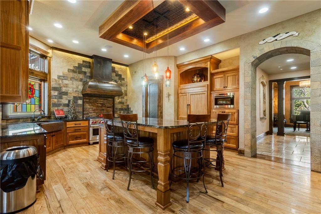 Photo 11 of 50 - 27409 W 108th Street