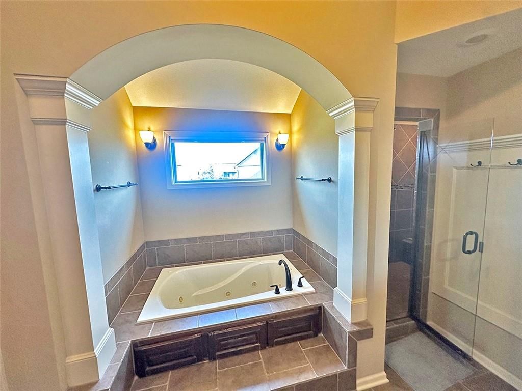 4300 NE 91st Terrace — photo 31
