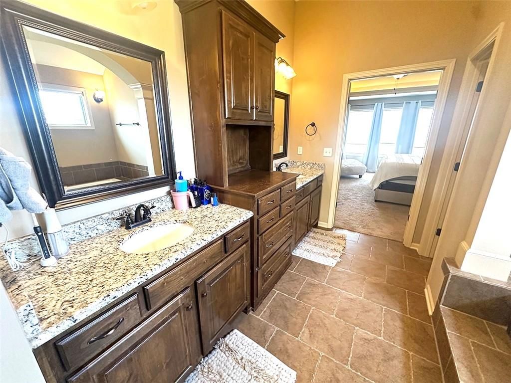 4300 NE 91st Terrace — photo 33