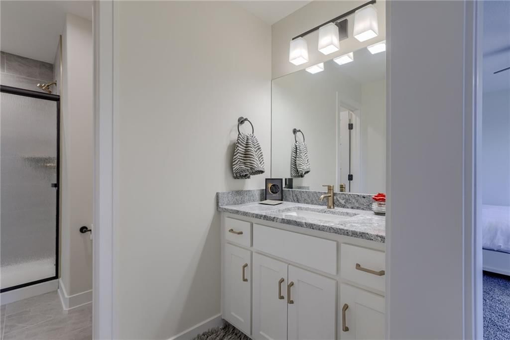 2470 NW Riverview Drive — photo 14