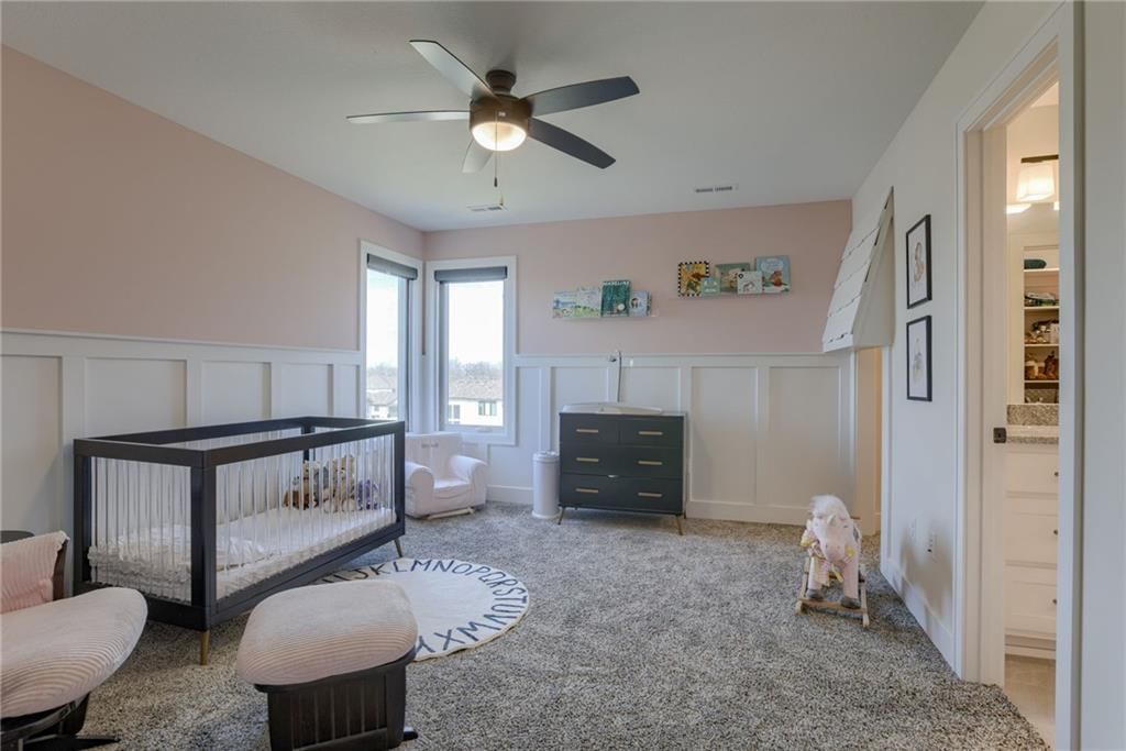 2470 NW Riverview Drive — photo 17