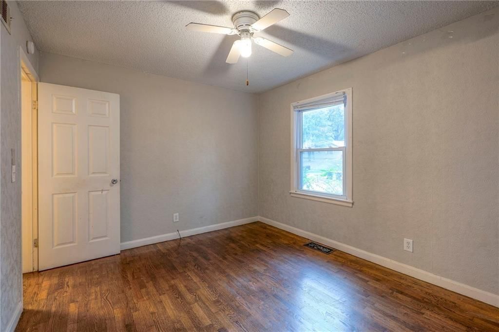 4830 N Wabash Avenue — photo 24