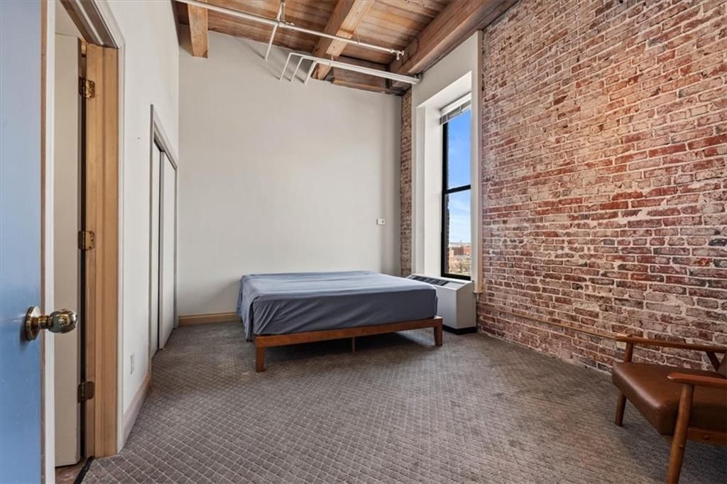 308 W 8th Street — photo 14