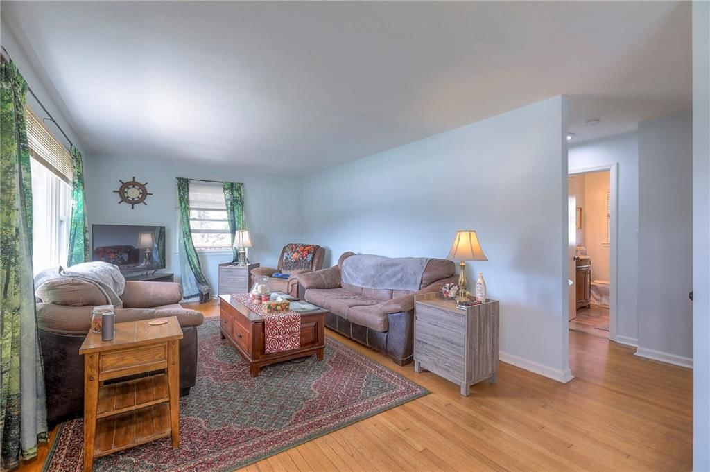 5302 N Woodland Avenue — photo 9