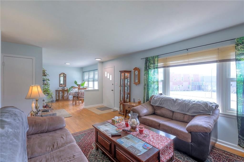 5302 N Woodland Avenue — photo 11