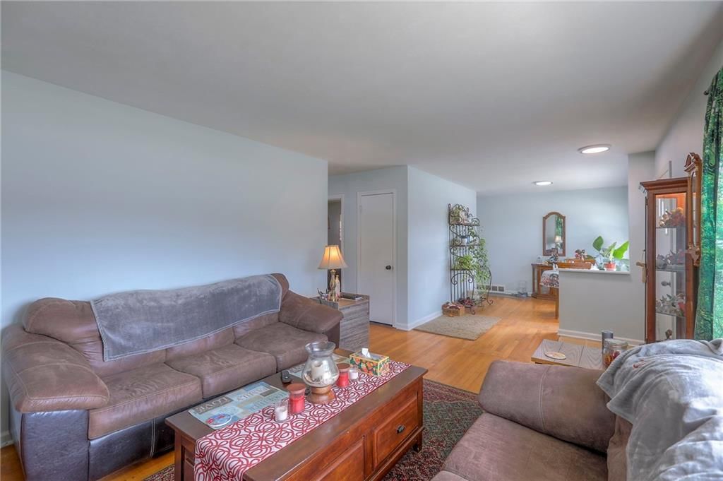 5302 N Woodland Avenue — photo 13