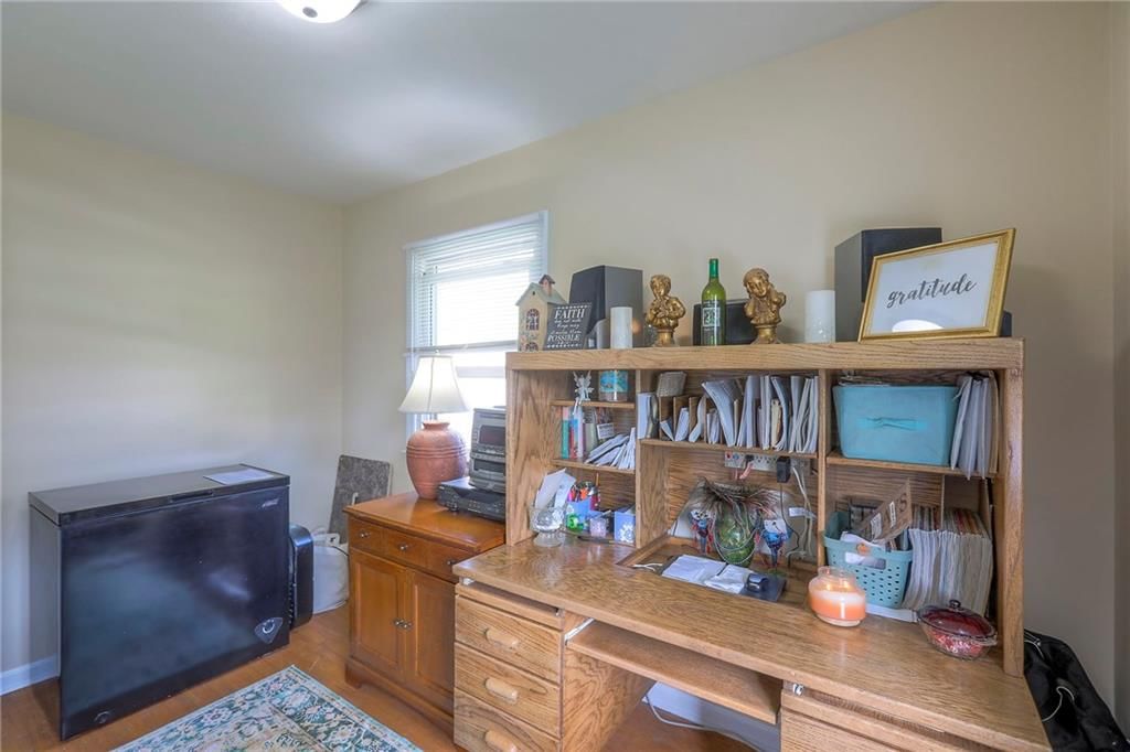 5302 N Woodland Avenue — photo 20