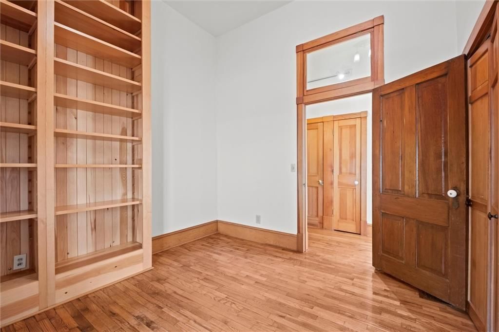 640 Indiana Street — photo 28