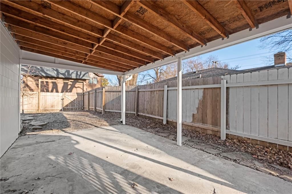 640 Indiana Street — photo 35