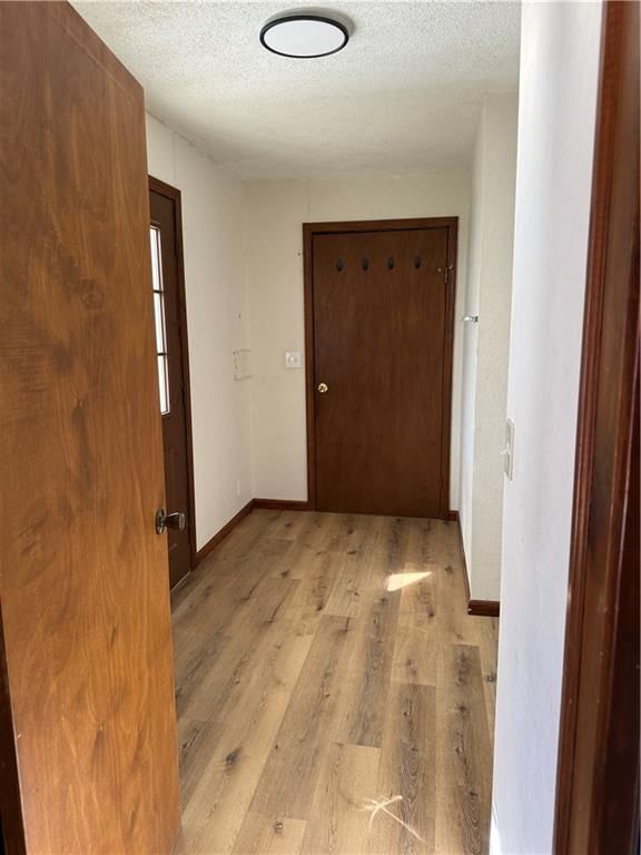 311 W Dakota Street — photo 8