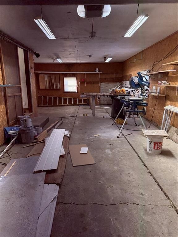 311 W Dakota Street — photo 21