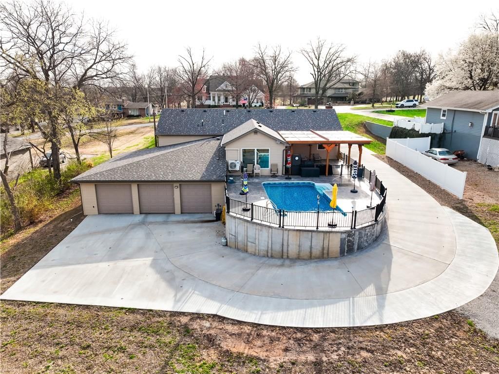 167 Country Club Drive — photo 6