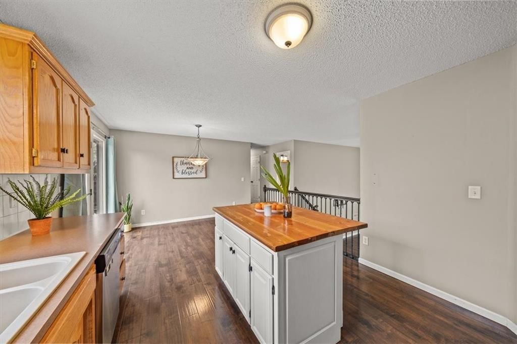 6208 NE 49TH Terrace — photo 11