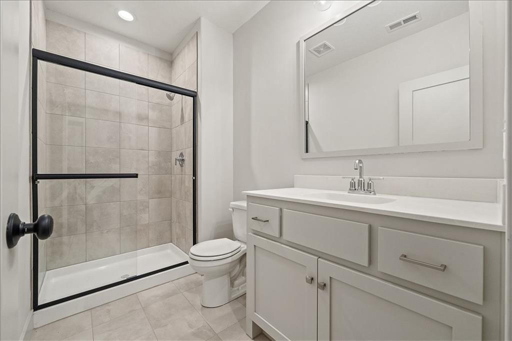 Photo 30 of 37 - 22109 W 80th Terrace
