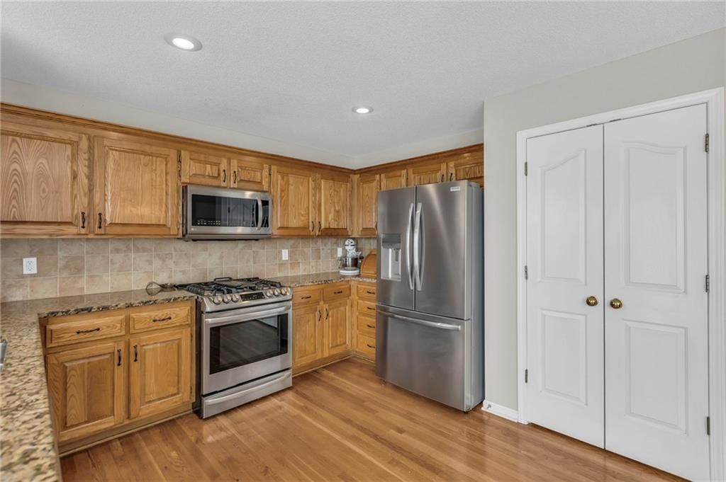 13855 S Acuff Street — photo 12