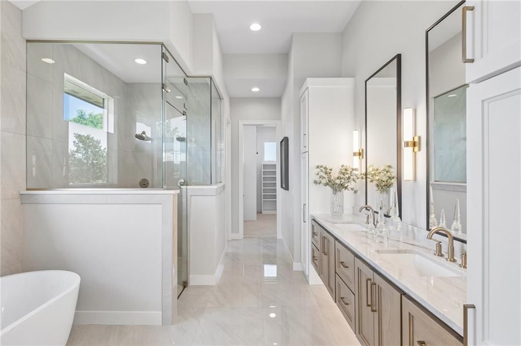 13619 Granada Drive — photo 24