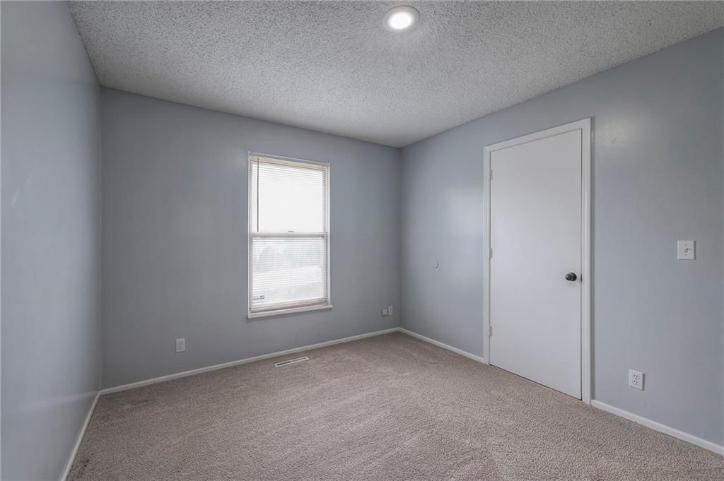 10326 Smalley Court — photo 24