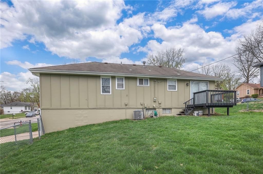 10326 Smalley Court — photo 36