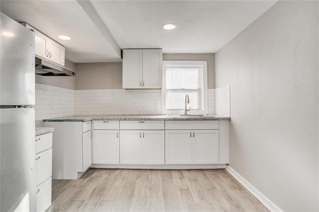 6815 Bristol Avenue — photo 13