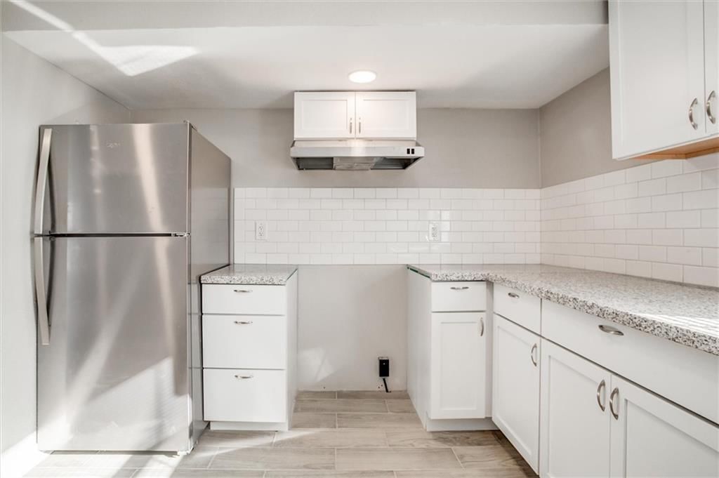 6815 Bristol Avenue — photo 14