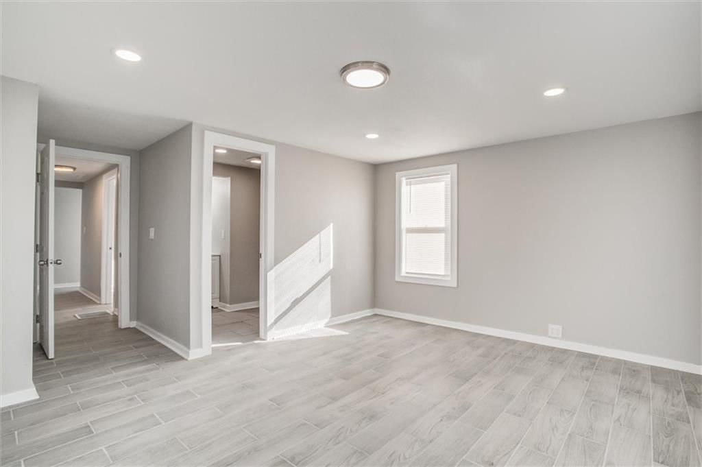 6815 Bristol Avenue — photo 18