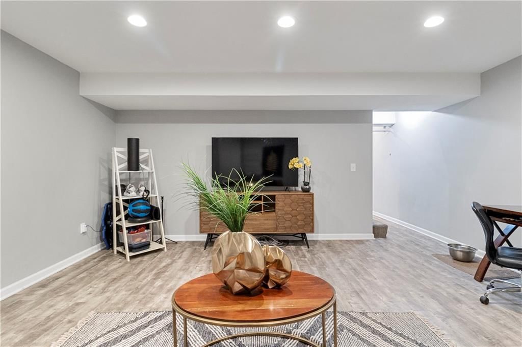 12506 Charlotte Street — photo 21