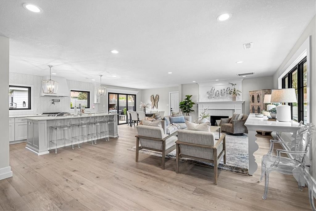 8221 Beverly Drive — photo 7
