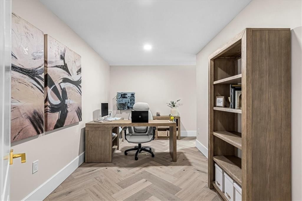 8221 Beverly Drive — photo 15