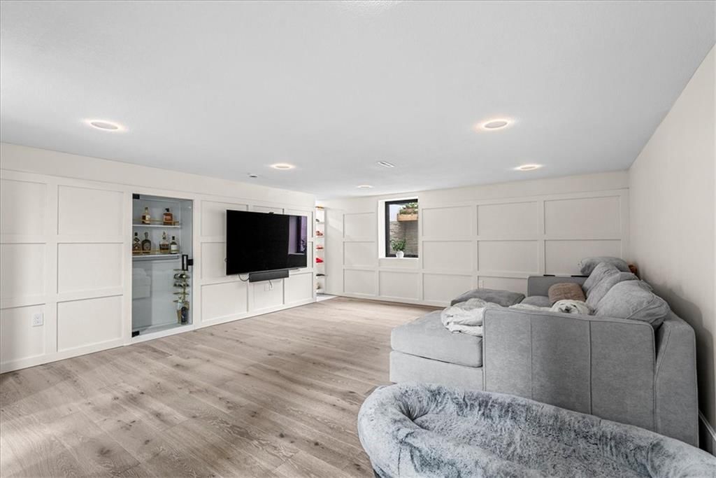 8221 Beverly Drive — photo 28