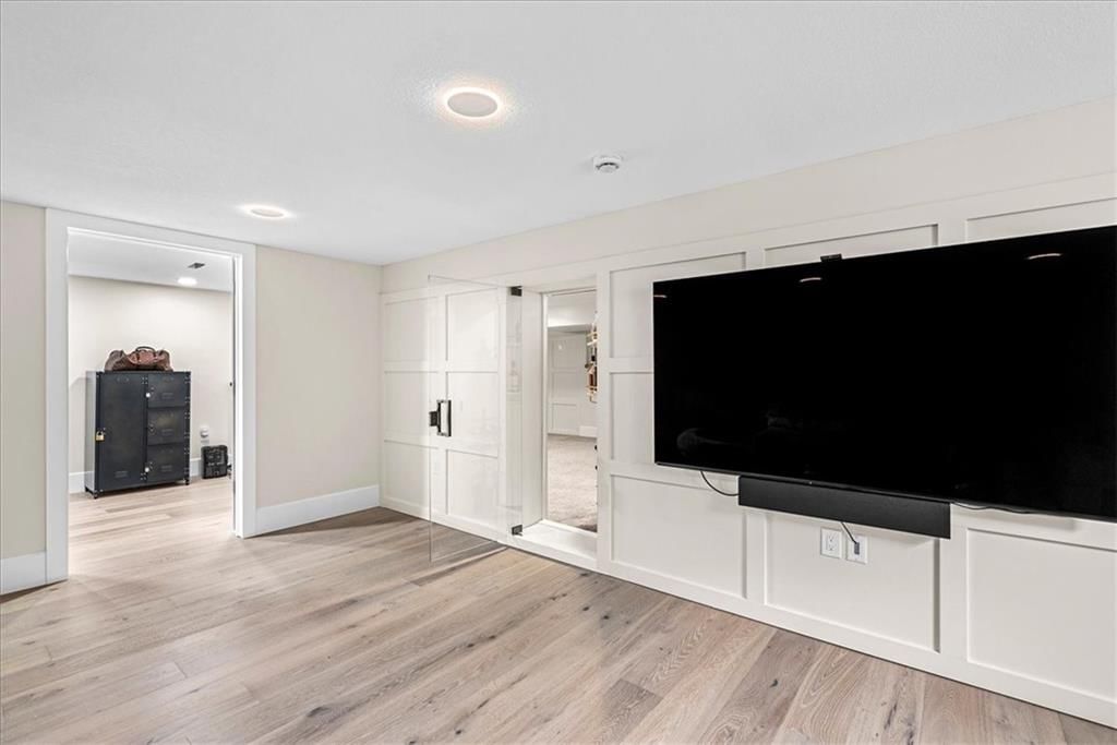8221 Beverly Drive — photo 29
