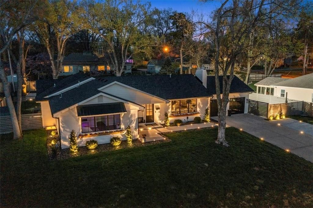 8221 Beverly Drive — photo 48
