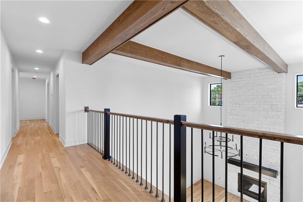 Photo 33 of 41 - 2300 W 71st Terrace