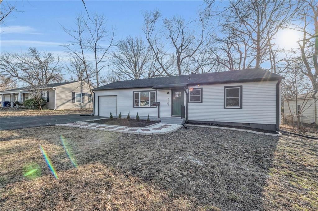 7107 Outlook Street — photo 3