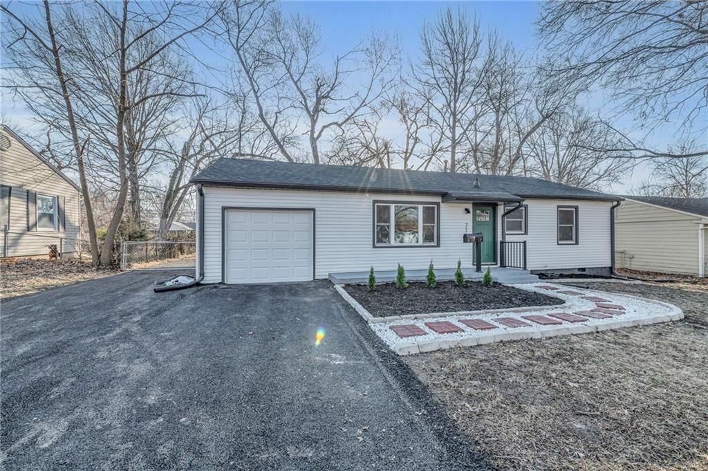 7107 Outlook Street — photo 4