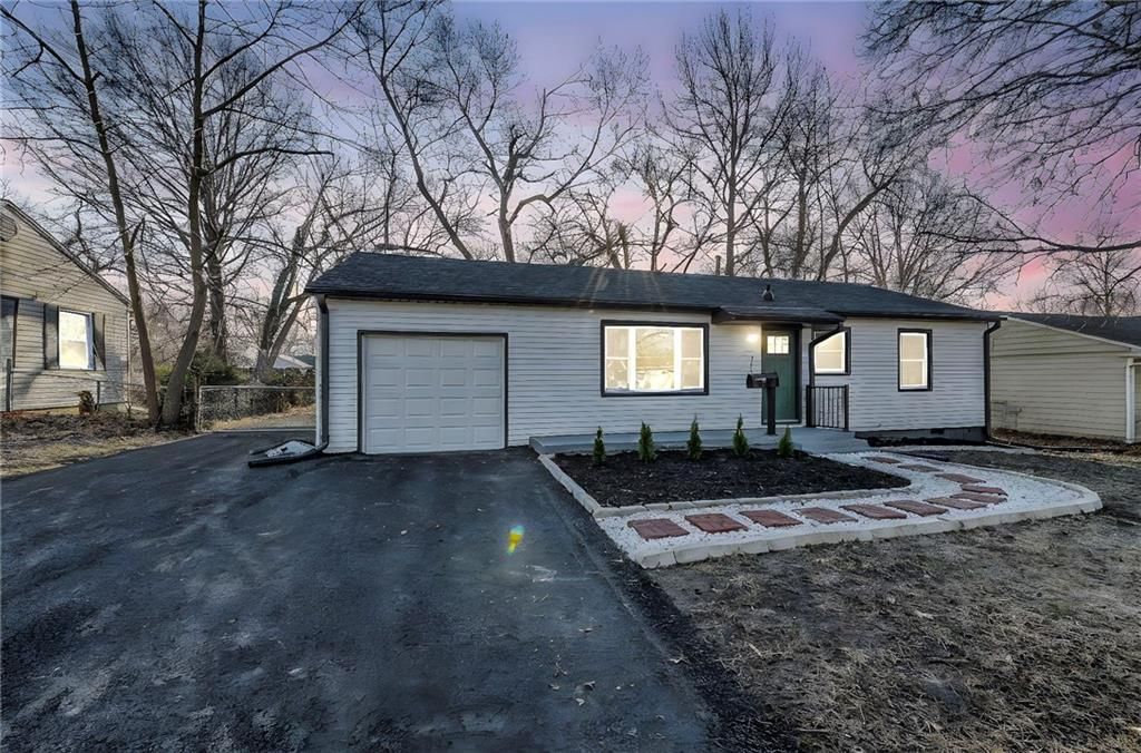 7107 Outlook Street — photo 5
