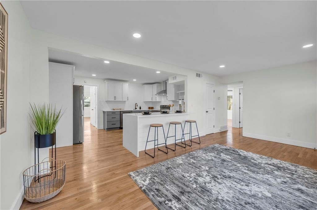 7107 Outlook Street — photo 7