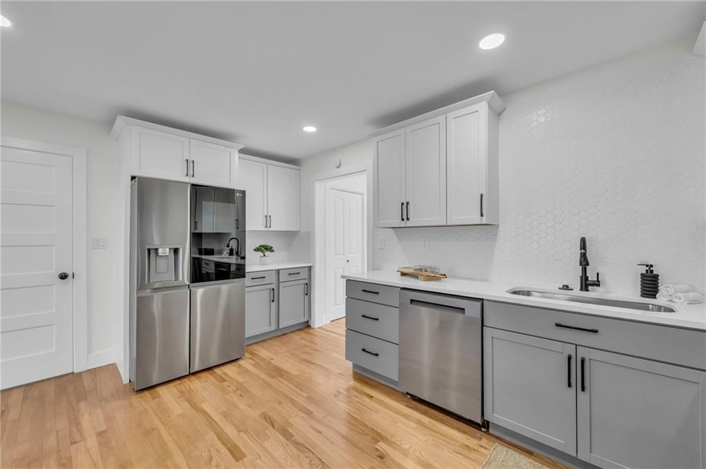 7107 Outlook Street — photo 10