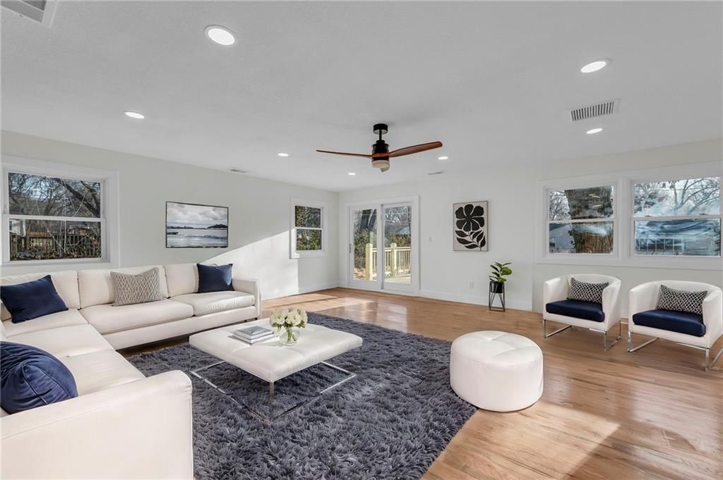 7107 Outlook Street — photo 12