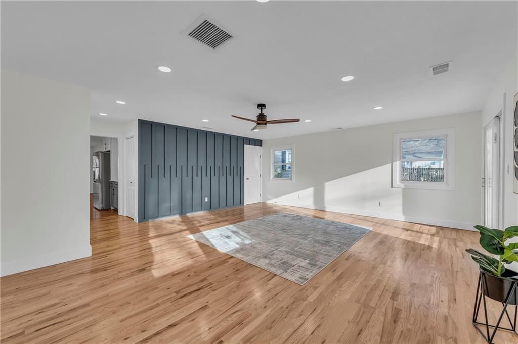 7107 Outlook Street — photo 13