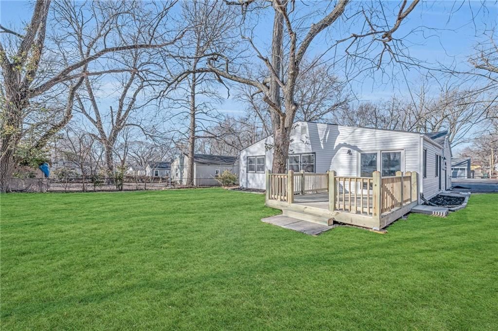 7107 Outlook Street — photo 37