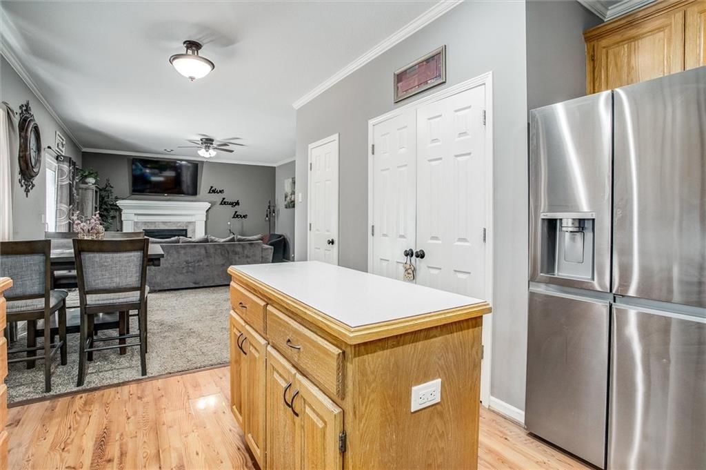 408 Broad Street — photo 11
