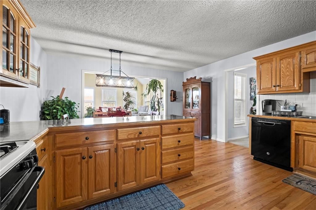 1714 Remington Street — photo 14