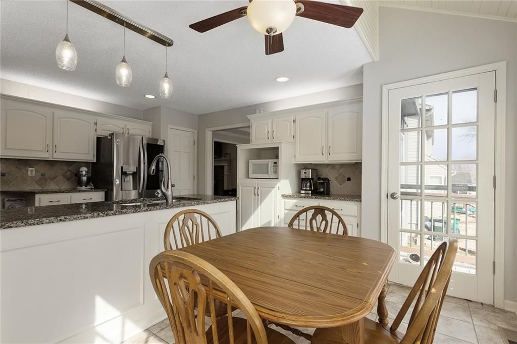 11517 W 116th Street — photo 9