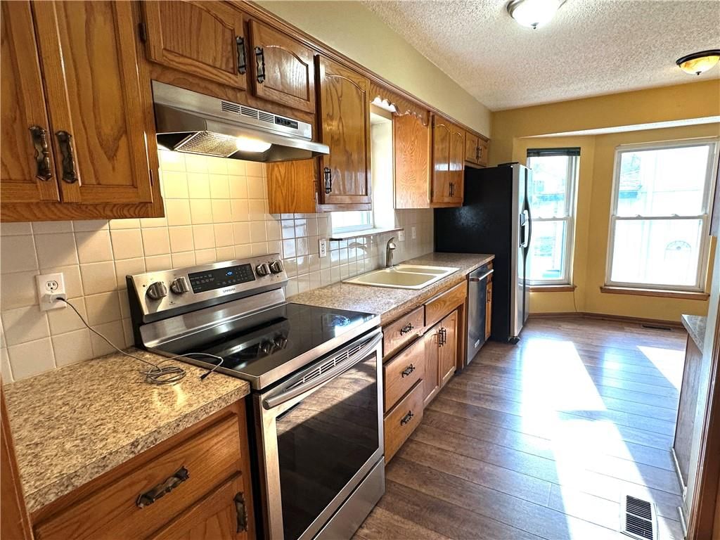 15602 W 126th Street — photo 13