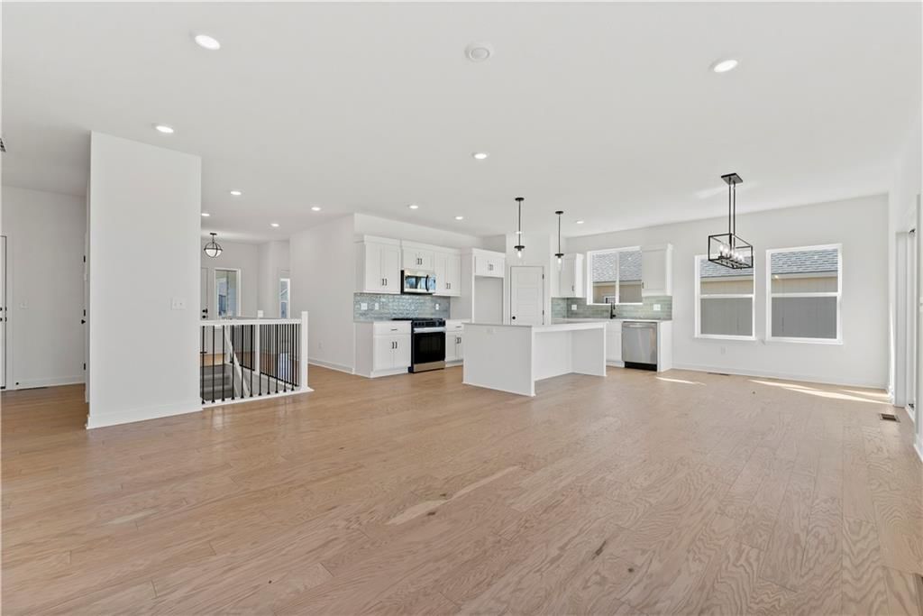 10612 N Jefferson Street — photo 8