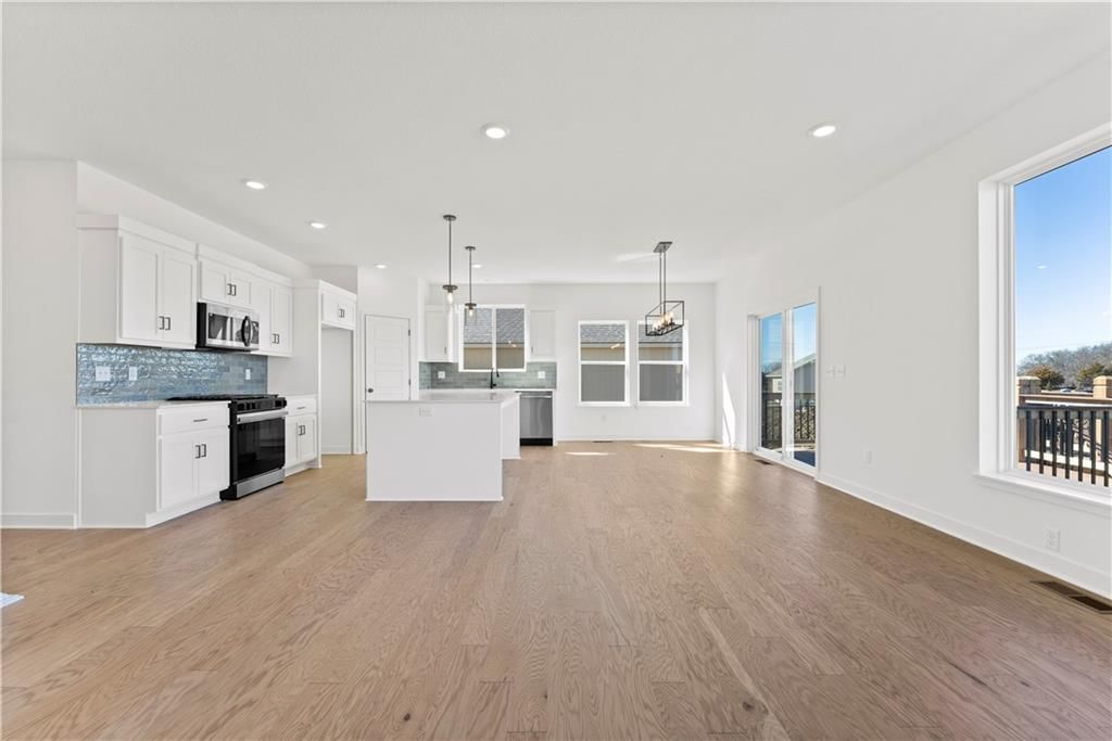 10612 N Jefferson Street — photo 9