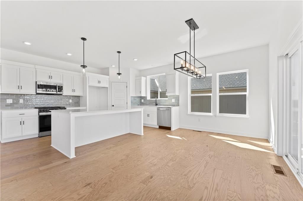 10612 N Jefferson Street — photo 10