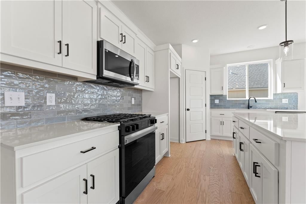 10612 N Jefferson Street — photo 16